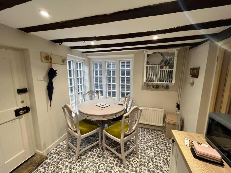 Historic Cambridgeshire Cottage Godmanchester Extérieur photo